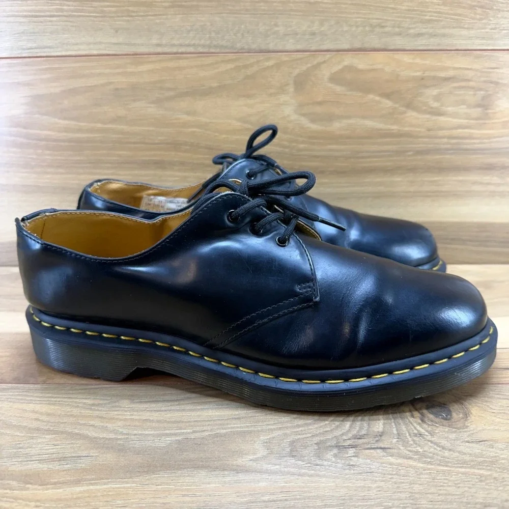 Dr Martens Oxfords Black Leather Mens 11 Classic Business Casual Modern Punk Y2K
